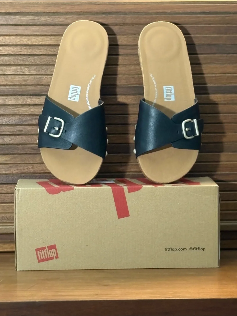 Fitflop IQusion Adjustable Buckle Leather Slides Size 7